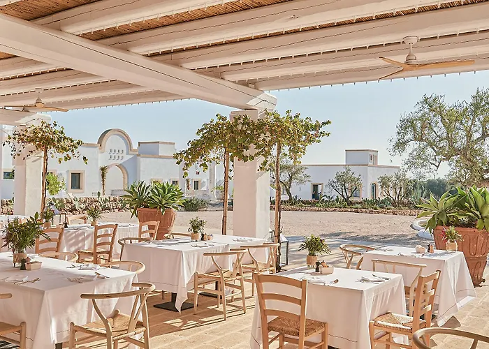 Masseria Calderisi Hotel 5*